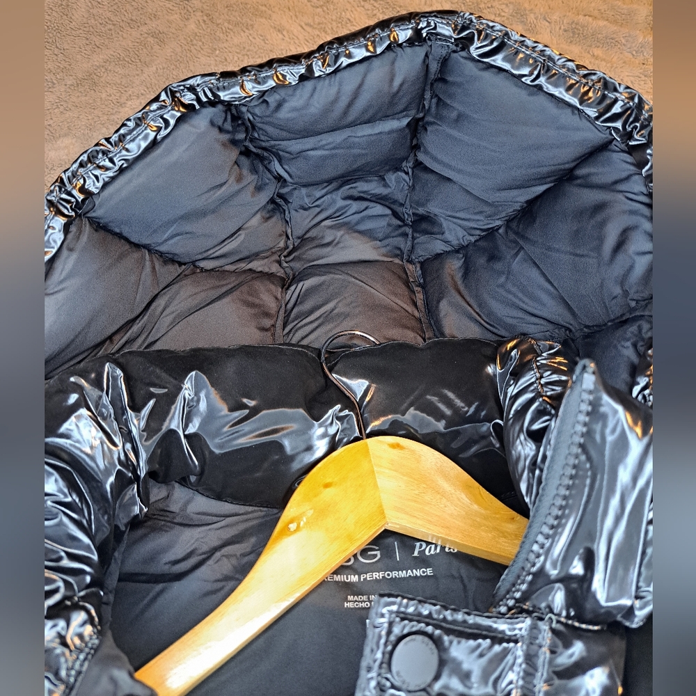 BCBG Paris Black Puffer Jacket Glossy Oversized - Picture 9 of 11